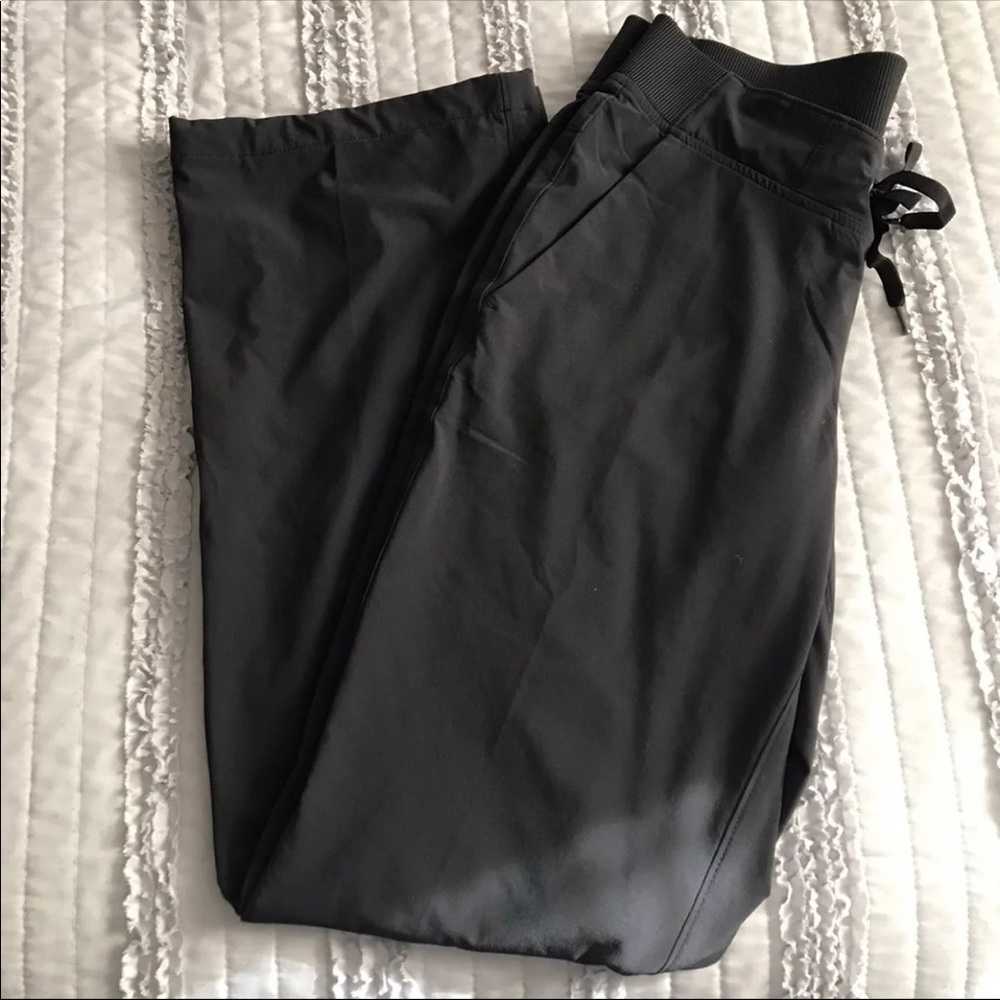 Athleta bootcut pants black